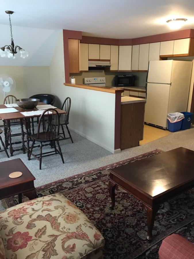 Maplecroft Bed & Breakfast Barre ภายนอก รูปภาพ